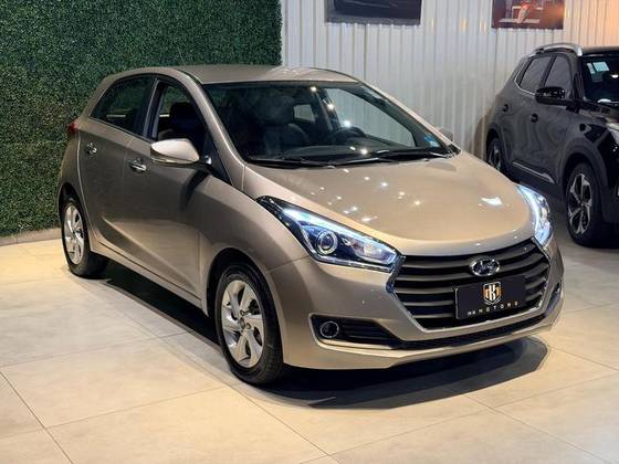 HYUNDAI HB20 1.6 PREMIUM 16V FLEX 4P AUTOMÁTICO HYUNDAI HB20 1.6 PREMIUM 16V FLEX 4P AUTOMÁTICO